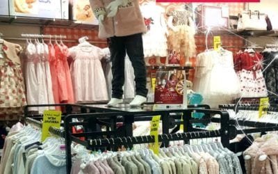 25%-50% Off on Children’s Fashion wear. Monalisa