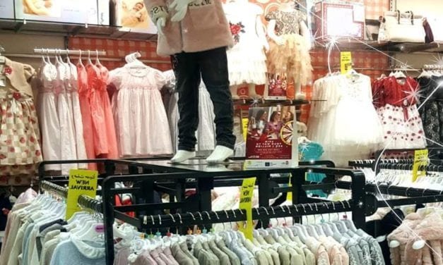 25%-50% Off on Children’s Fashion wear. Monalisa