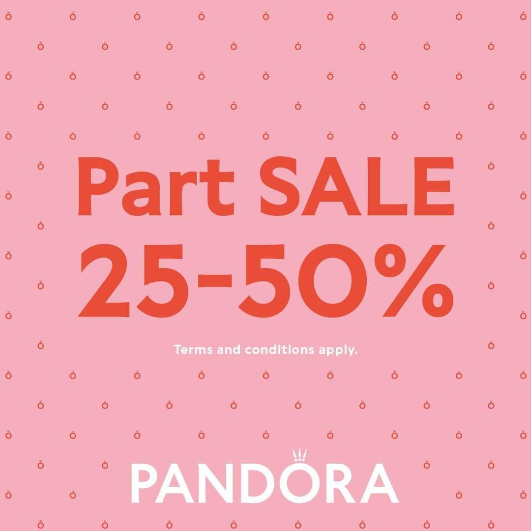 fb img 16100081985395326592067914875137 End of year sale! 25%-50% off in all Pandora UAE stores.